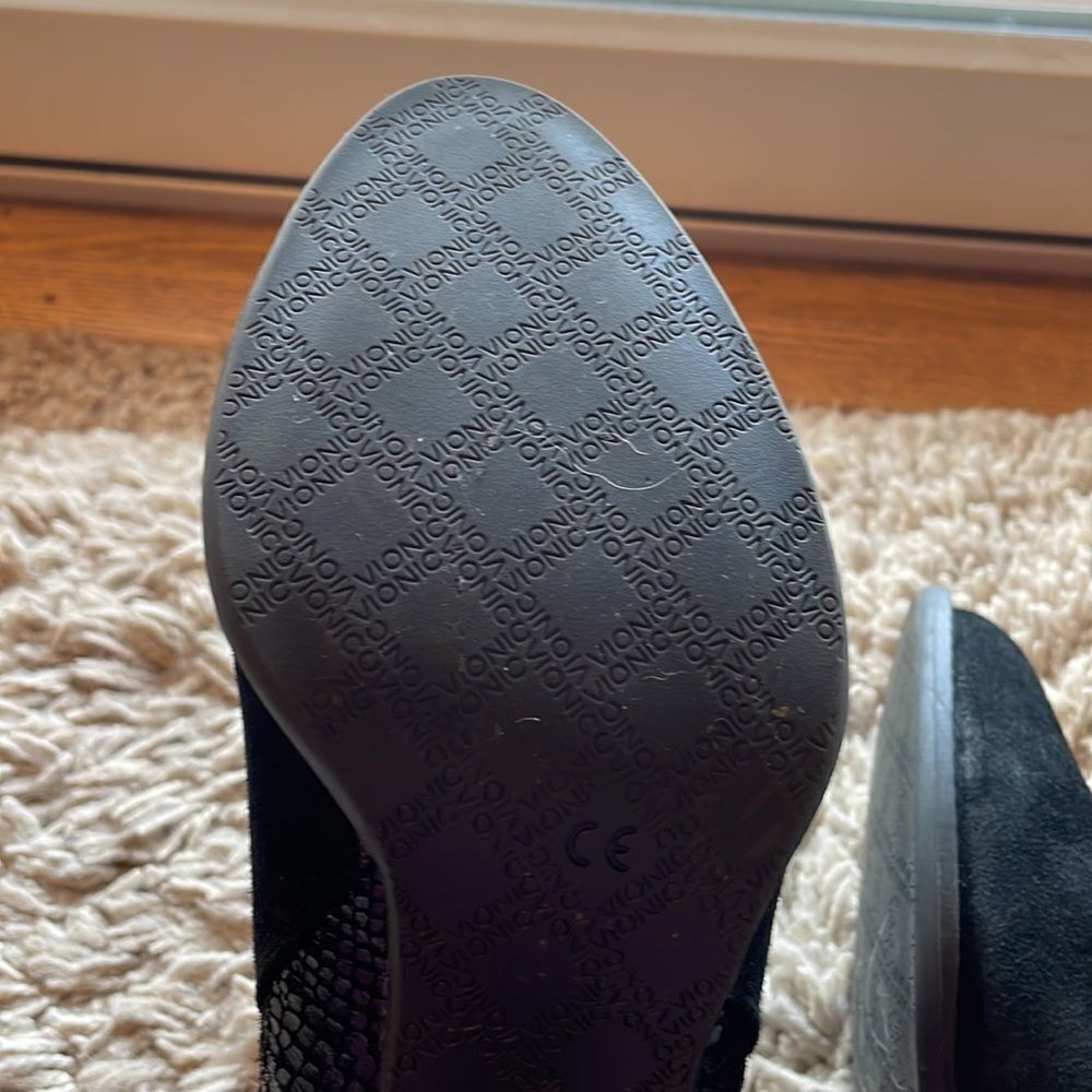 Vionic black ankle booties - Picture 11 of 16